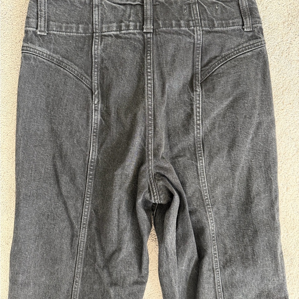 Universal Thread Black High-Rise Straight-Leg Jeans - Picture 4 of 4